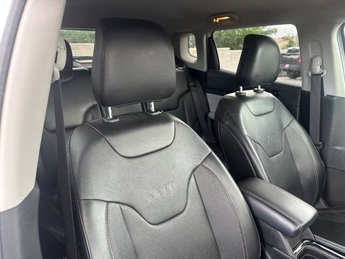 Used 2022 Jeep Compass Limited w/ Elite Group AWD/4WD image 16