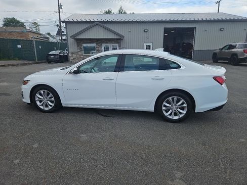 Used 2019 Chevrolet Malibu LT w/ Driver Confidence Package FWD image 6