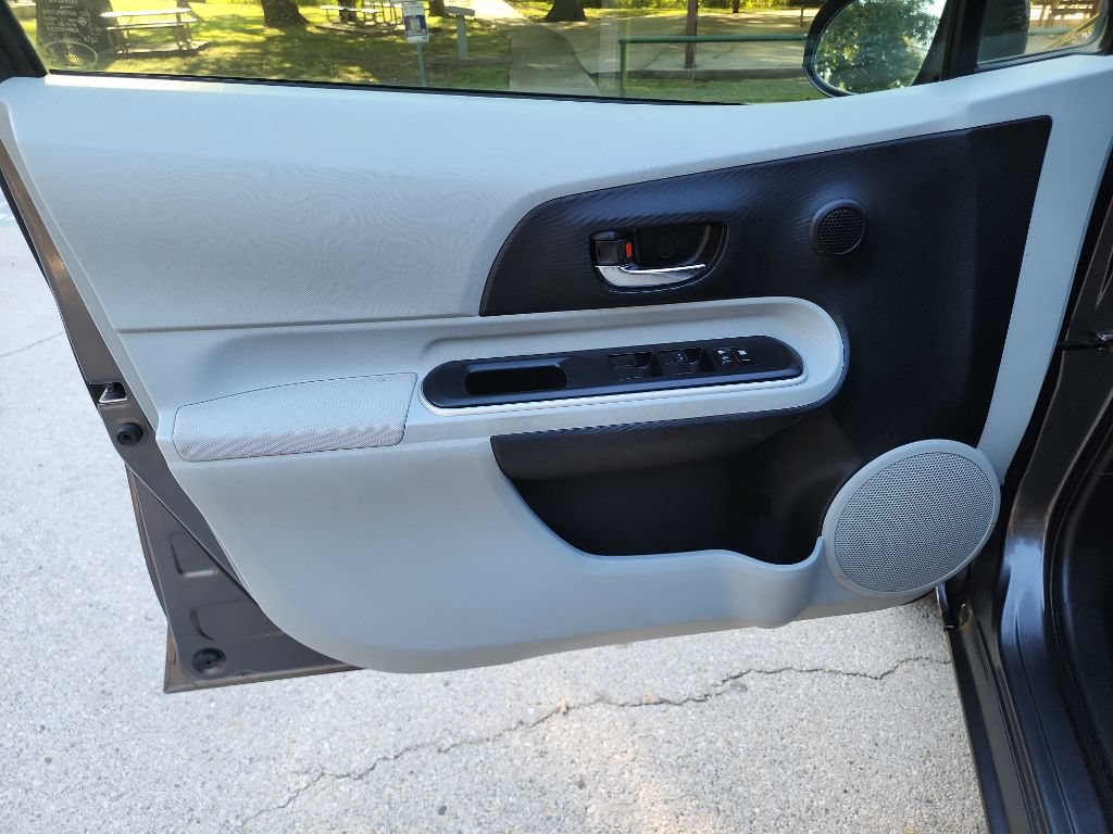 Used 2014 Toyota Prius C Two FWD image 9