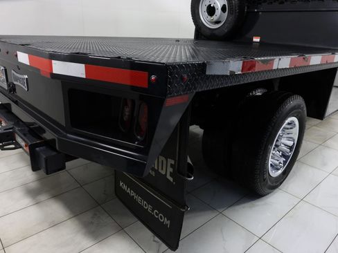 Used 2024 Chevrolet Silverado 3500 LT w/ Convenience Package image 40