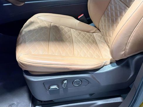 Certified 2021 Cadillac Escalade Sport w/ Driver Assist Tech Package image 18