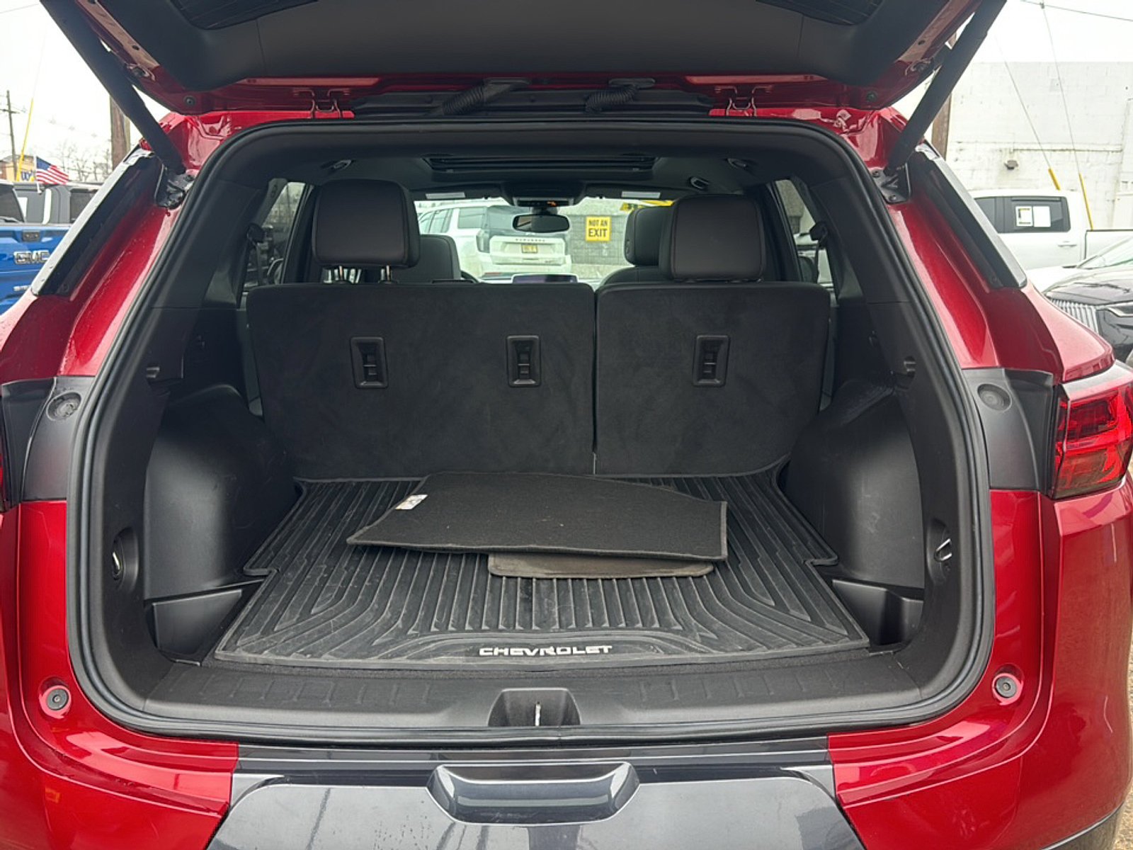 Certified 2023 Chevrolet Blazer Premier w/ Enhanced Convenience Package AWD/4WD image 25