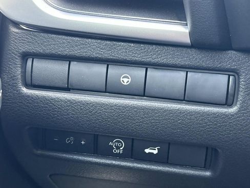 New 2026 Nissan Rogue SV FWD image 27