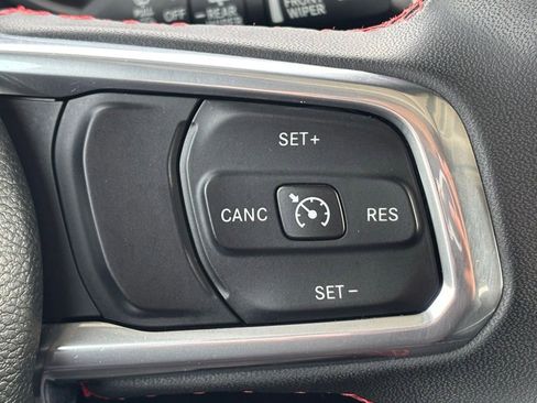 Used 2023 Jeep Wrangler Unlimited Rubicon image 24