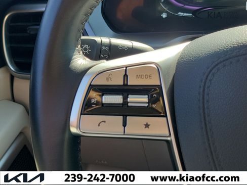 Certified 2025 Kia Telluride S FWD image 26