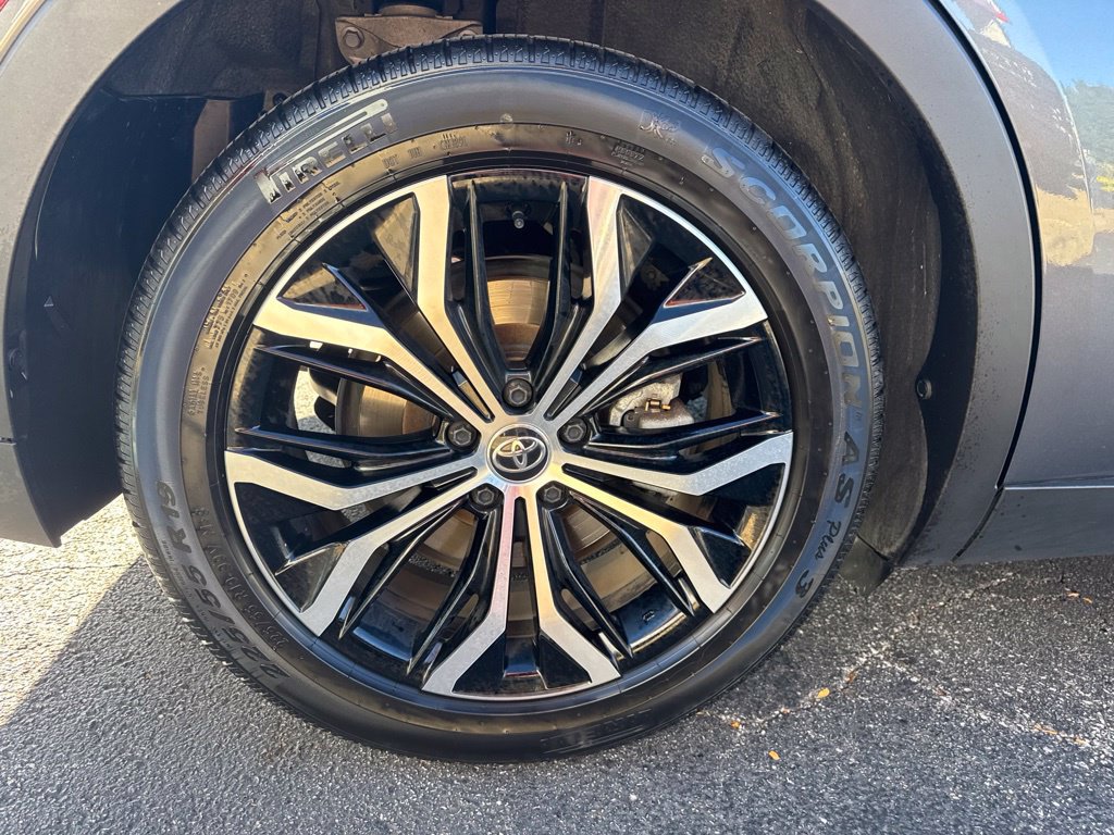 Certified 2023 Toyota Crown AWD/4WD image 40