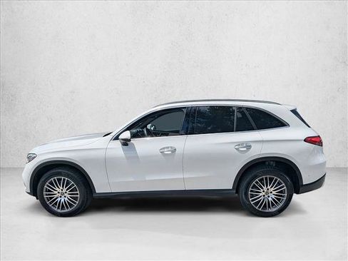 Certified 2026 Mercedes-Benz GLC 300 image 9