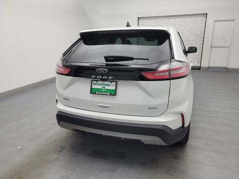 Used 2024 Ford Edge SEL image 7