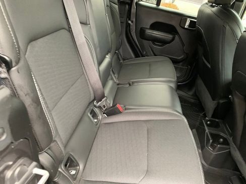 Certified 2023 Jeep Gladiator Sport image 15