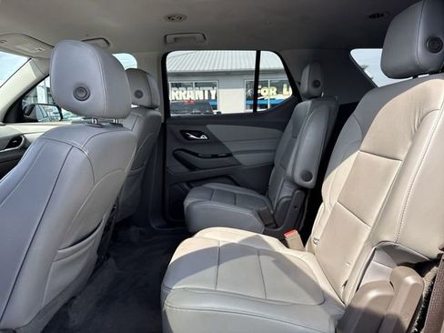 Used 2018 Chevrolet Traverse LT w/ LPO, Cargo Package image 9
