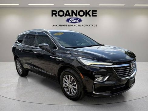 Used 2023 Buick Enclave Essence AWD/4WD image 10