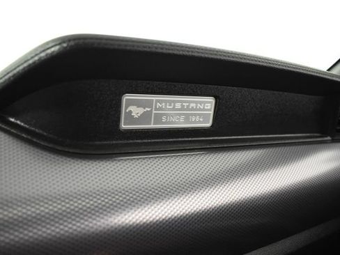 Used 2017 Ford Mustang GT RWD image 21