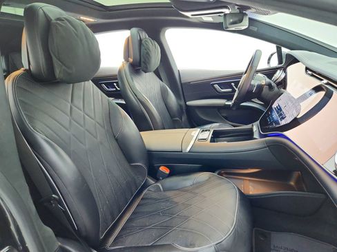 Certified 2023 Mercedes-Benz EQS 580 4MATIC Sedan image 30