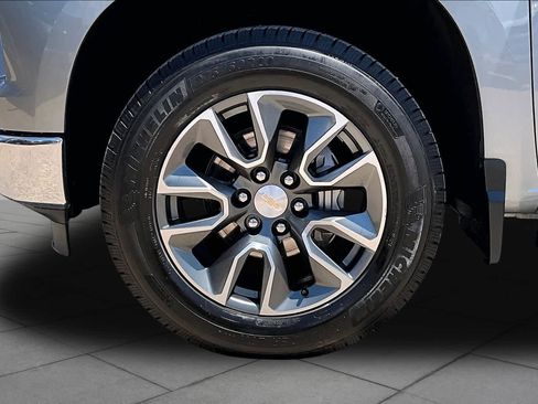 Used 2024 Chevrolet Silverado 1500 LT w/ Protection Package RWD image 11