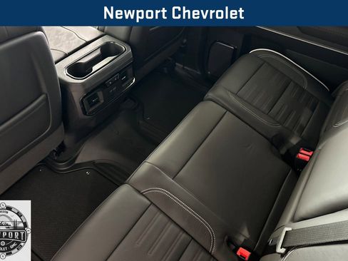 New 2026 GMC Sierra 1500 AT4X image 10