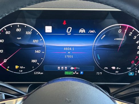 Used 2025 Mercedes-Benz GLC 350e 4MATIC image 23
