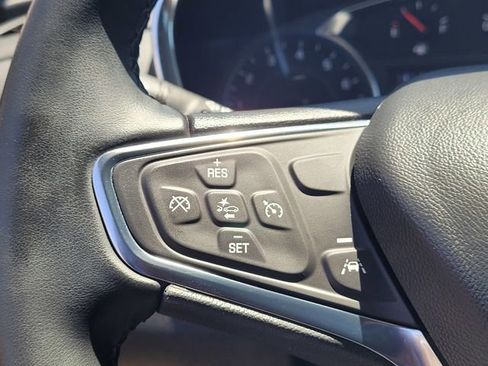 Used 2024 Chevrolet Equinox LT FWD image 14