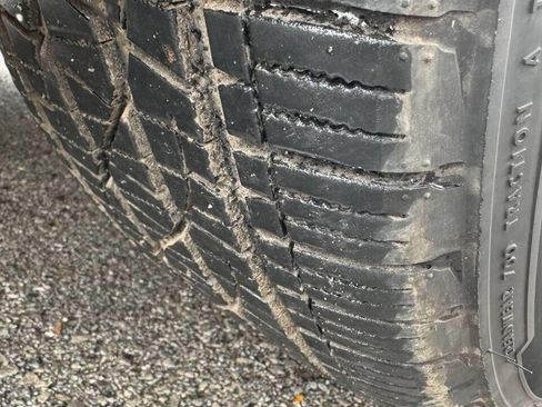 Used 2020 Subaru Ascent Limited image 38