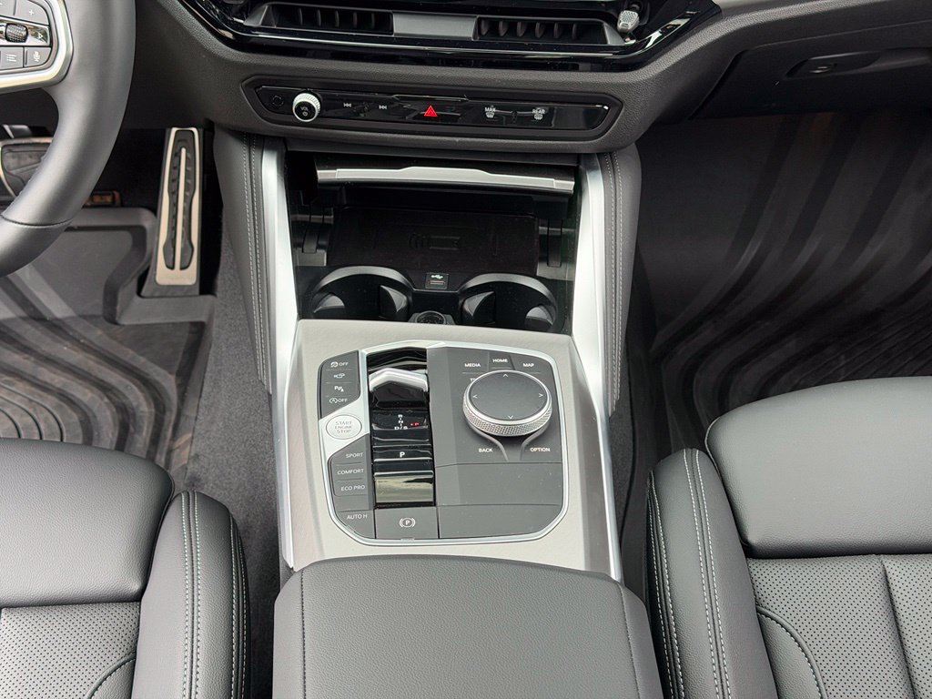 Used 2025 BMW 230i xDrive Coupe w/ M Sport Package AWD/4WD image 33