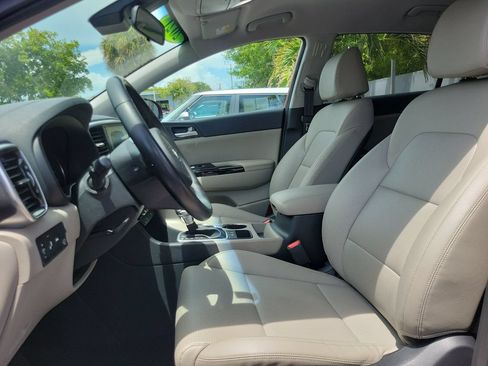 Used 2021 Kia Sportage EX FWD image 7