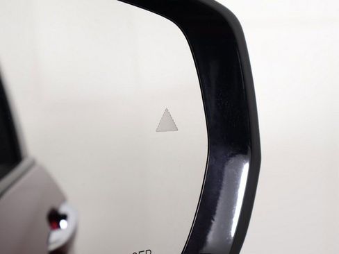 Used 2023 Jeep Grand Cherokee Overland w/ Adv Protech Group III image 43