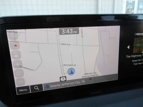 Used 2023 Hyundai Santa Fe SEL image 33