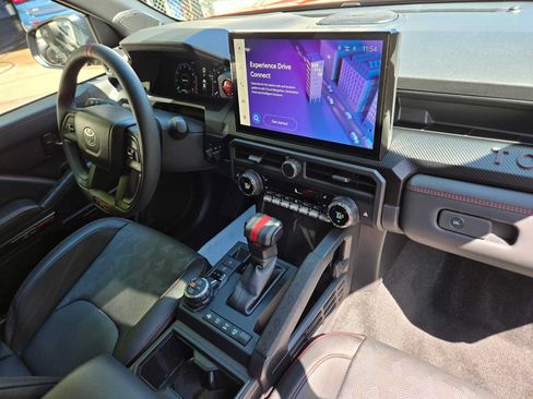 Used 2024 Toyota Tacoma TRD Pro AWD/4WD image 10