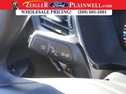 Used 2022 Ford Escape SE image 24