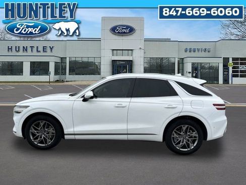 Used 2023 Genesis GV70 2.5T w/ Advanced Package image 6