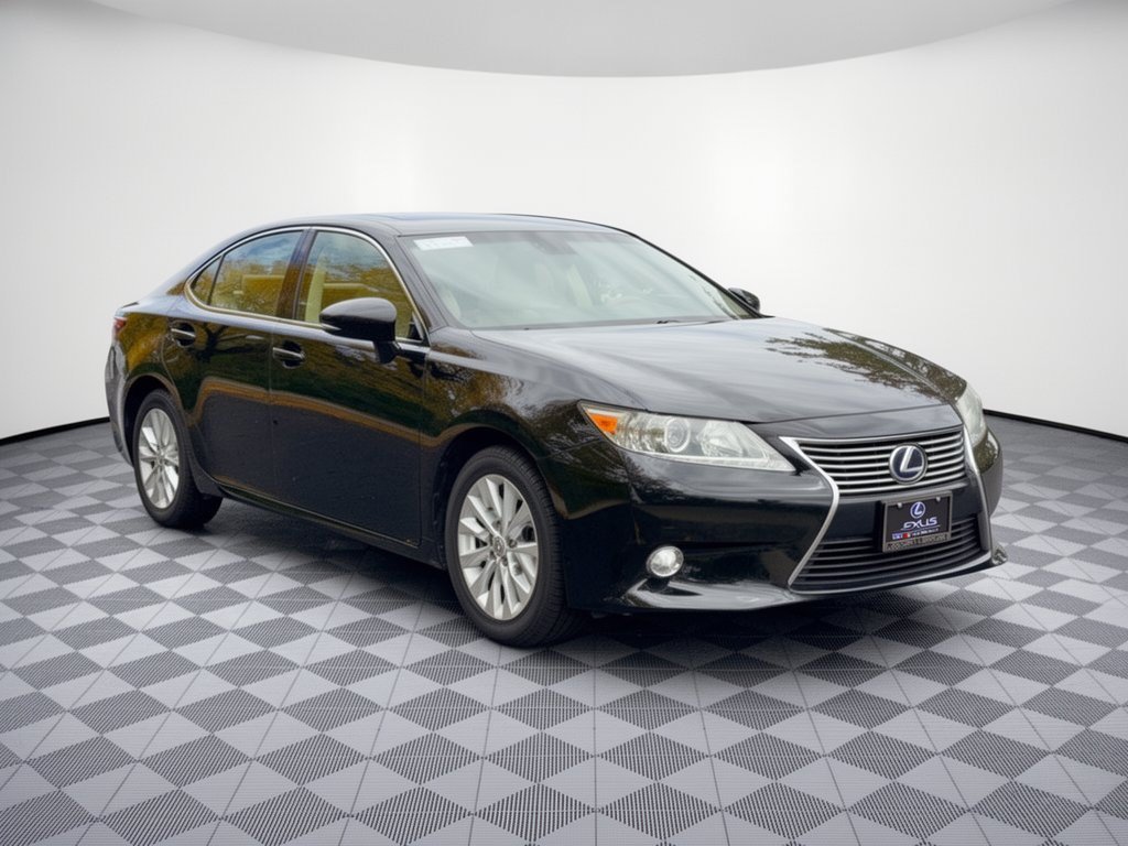 Used 2013 Lexus ES 300h w/ Luxury Pkg FWD image 7