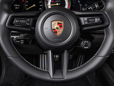 Used 2024 Porsche 911 GT3 RWD image 33
