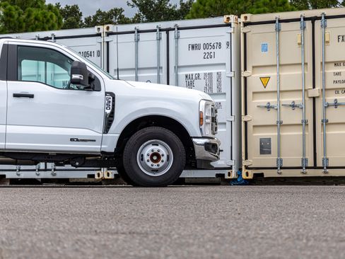 New 2025 Ford F350 XL w/ XL Chrome Package AWD/4WD image 31