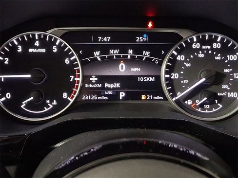 Used 2024 Nissan Pathfinder SL image 22