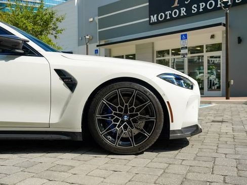 Used 2026 BMW M3 w/ Executive Package RWD image 34
