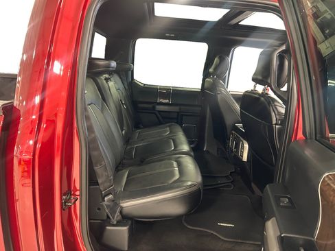Used 2015 Ford F150 Platinum w/ Equipment Group 701A Luxury AWD/4WD image 23