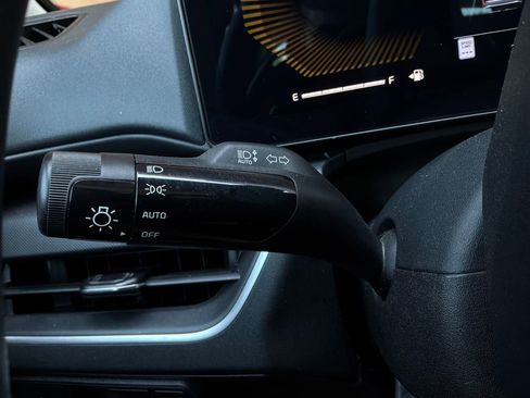 Used 2025 Kia K4 FWD image 35