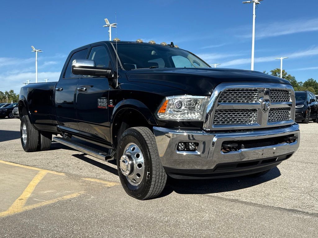 Used 2014 RAM 3500 Laramie AWD/4WD image 7