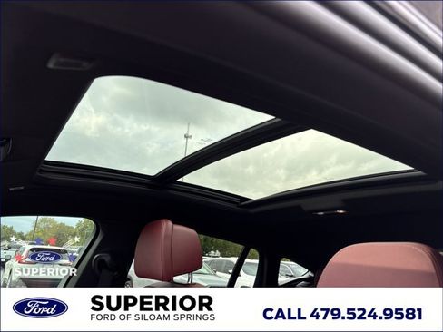 Used 2022 BMW X6 xDrive40i w/ M Sport Package AWD/4WD image 19