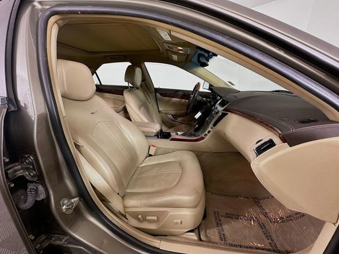 Used 2010 Cadillac CTS Luxury image 28