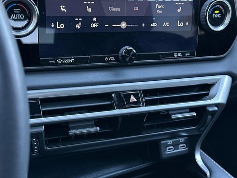 Used 2024 Lexus RX 350 FWD w/ Technology Package image 19