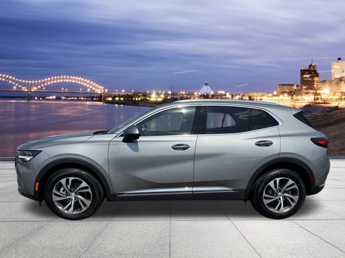 Used 2023 Buick Envision Essence image 2