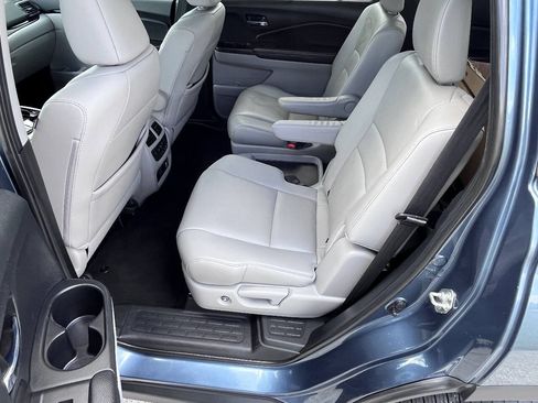 Used 2020 Honda Pilot Touring image 25