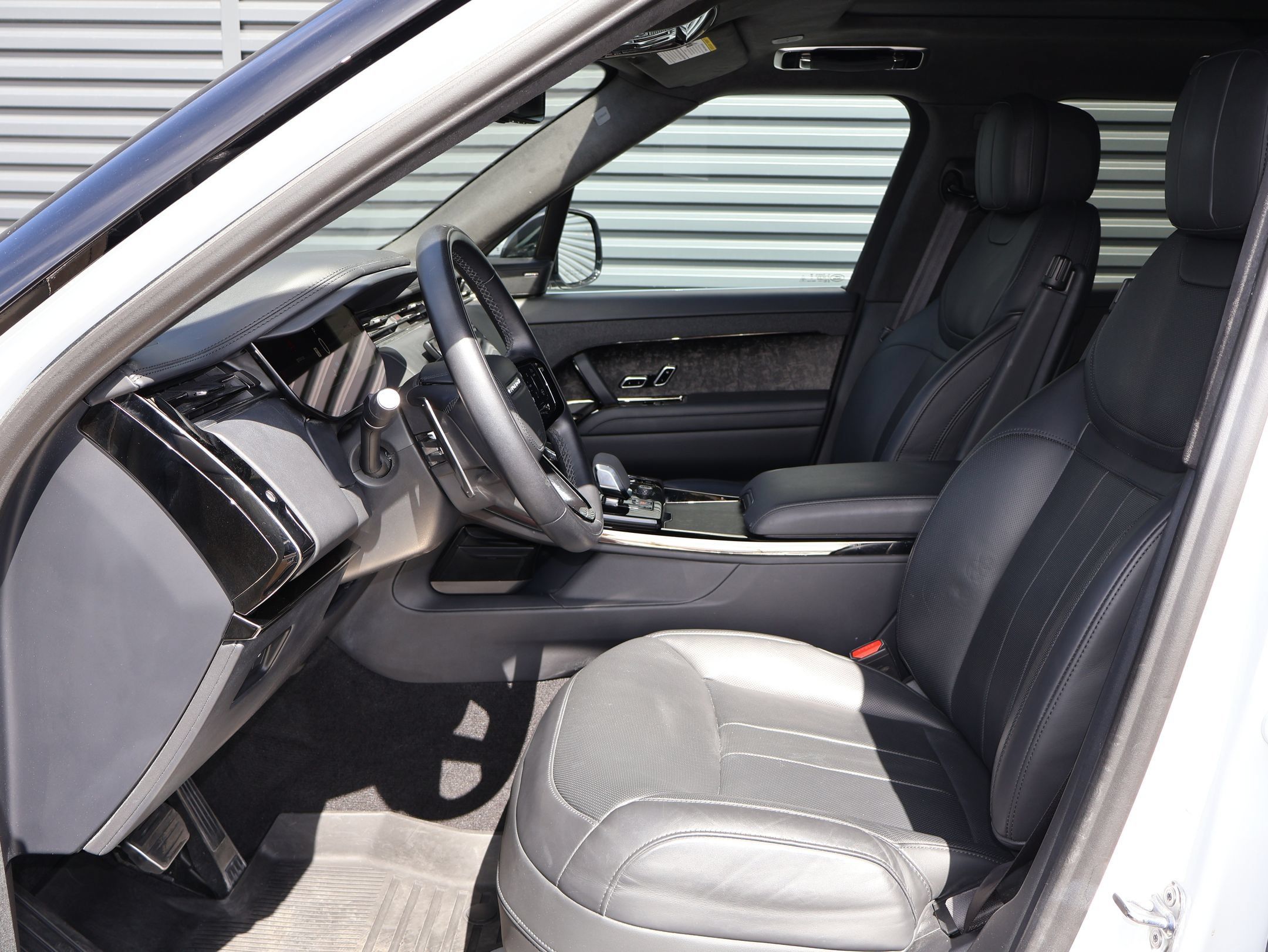 Used 2023 Land Rover Range Rover Sport Autobiography AWD/4WD image 5