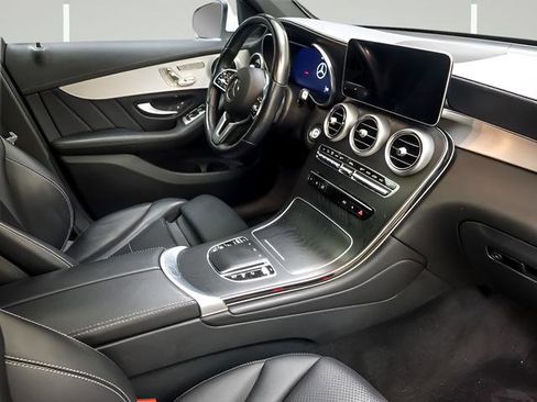 Used 2023 Mercedes-Benz GLC 300 4MATIC Coupe image 29