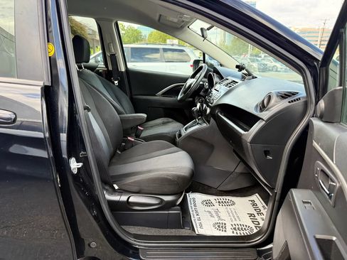 Used 2014 MAZDA MAZDA5 Sport FWD image 30