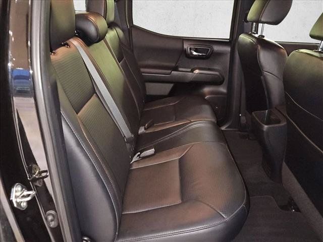 Used 2019 Toyota Tacoma TRD Pro AWD/4WD image 13