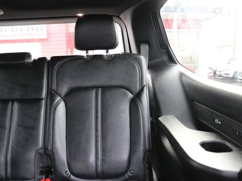 Used 2024 Jeep Wagoneer Series III image 28