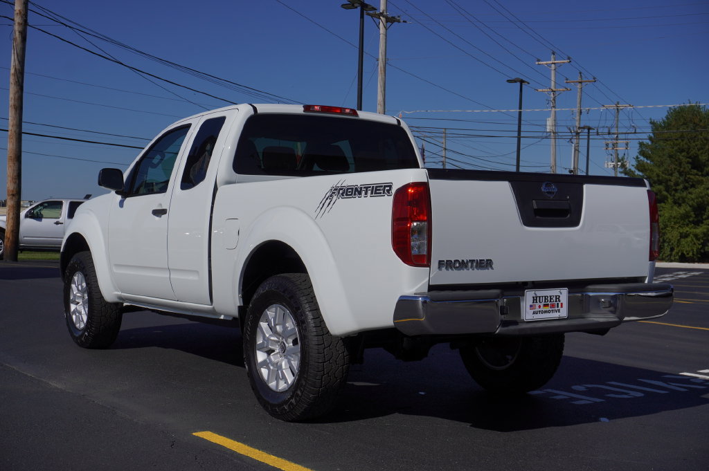 Used 2013 Nissan Frontier S RWD image 5