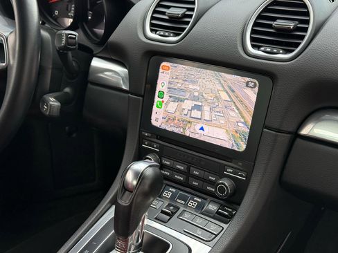 Used 2019 Porsche 718 Cayman image 17