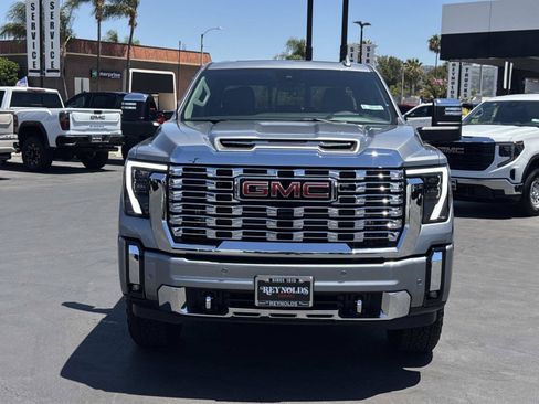 New 2026 GMC Sierra 2500 Denali w/ Denali Reserve Package AWD/4WD image 2